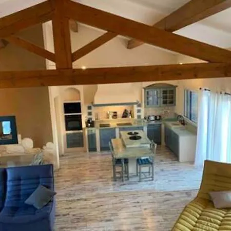 Villa Jolie Maison Jardin Piscine *